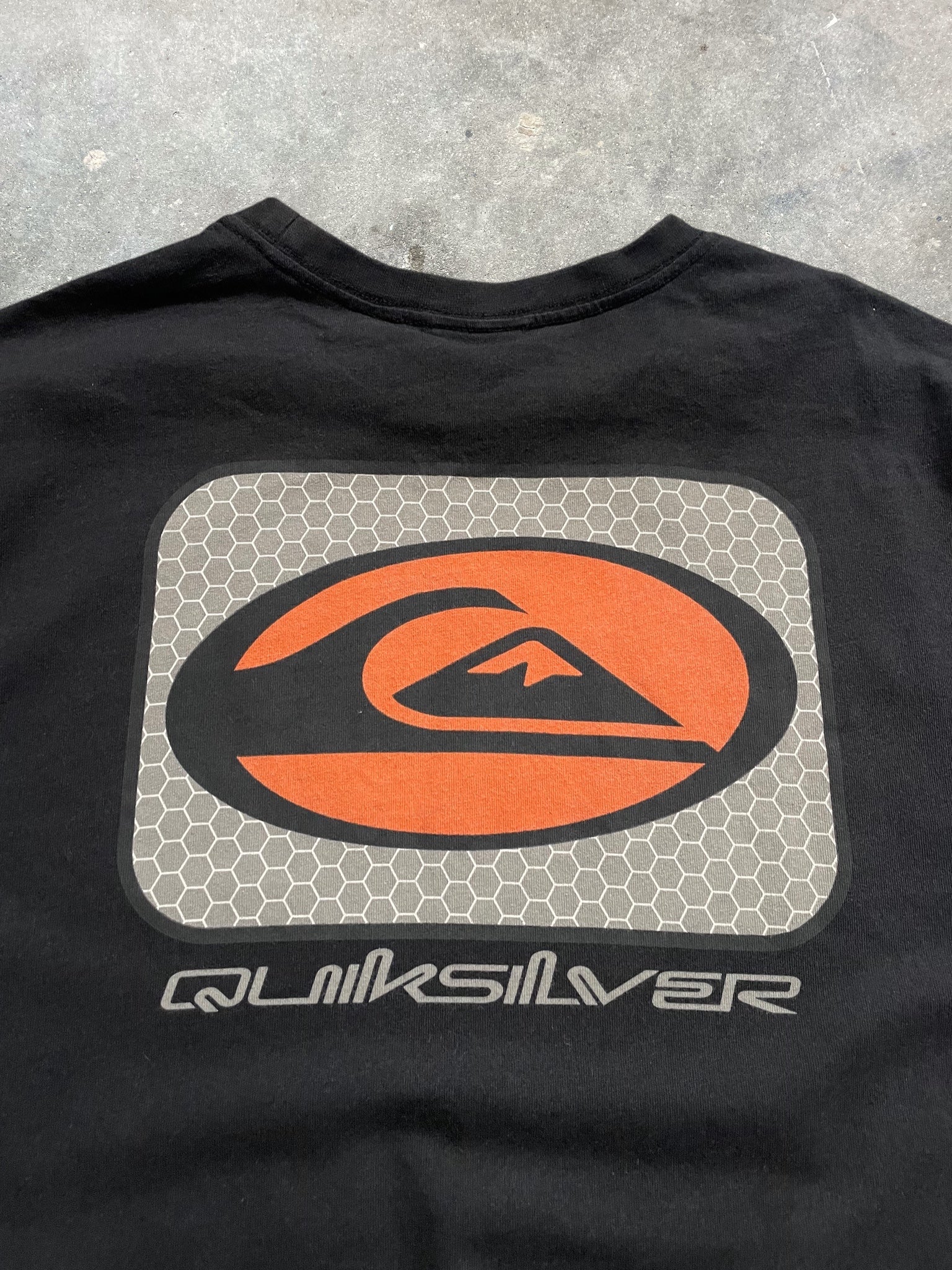 2000's Quiksilver Tee Black (L)