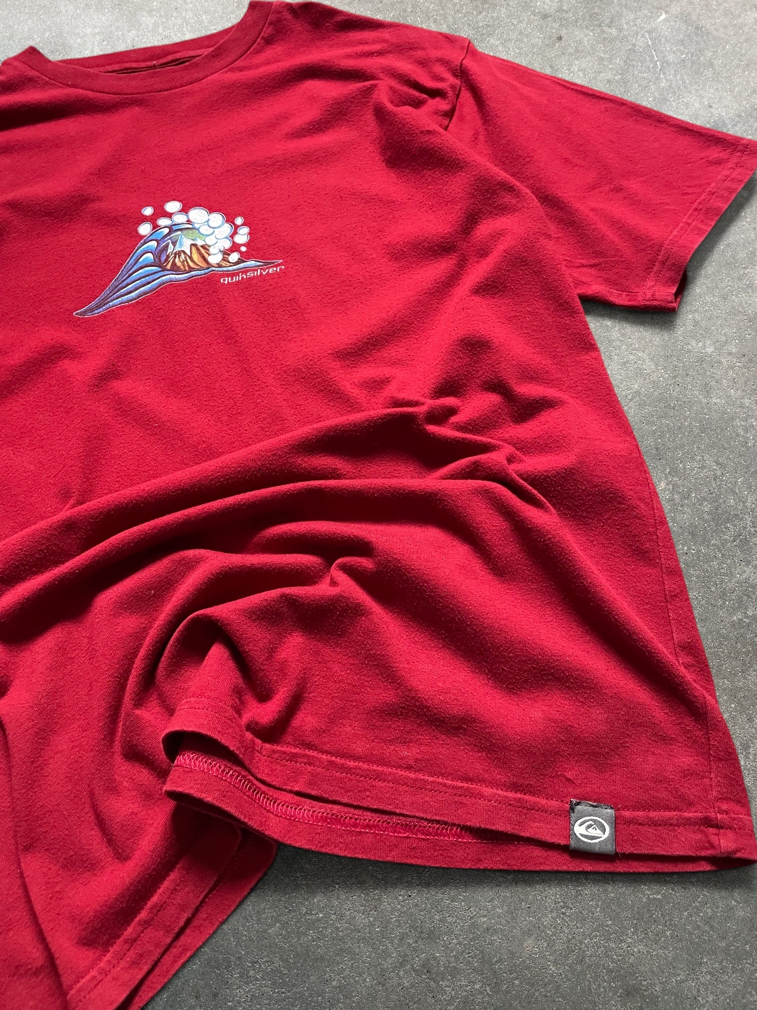 2000's Quiksilver Tee Red (S)