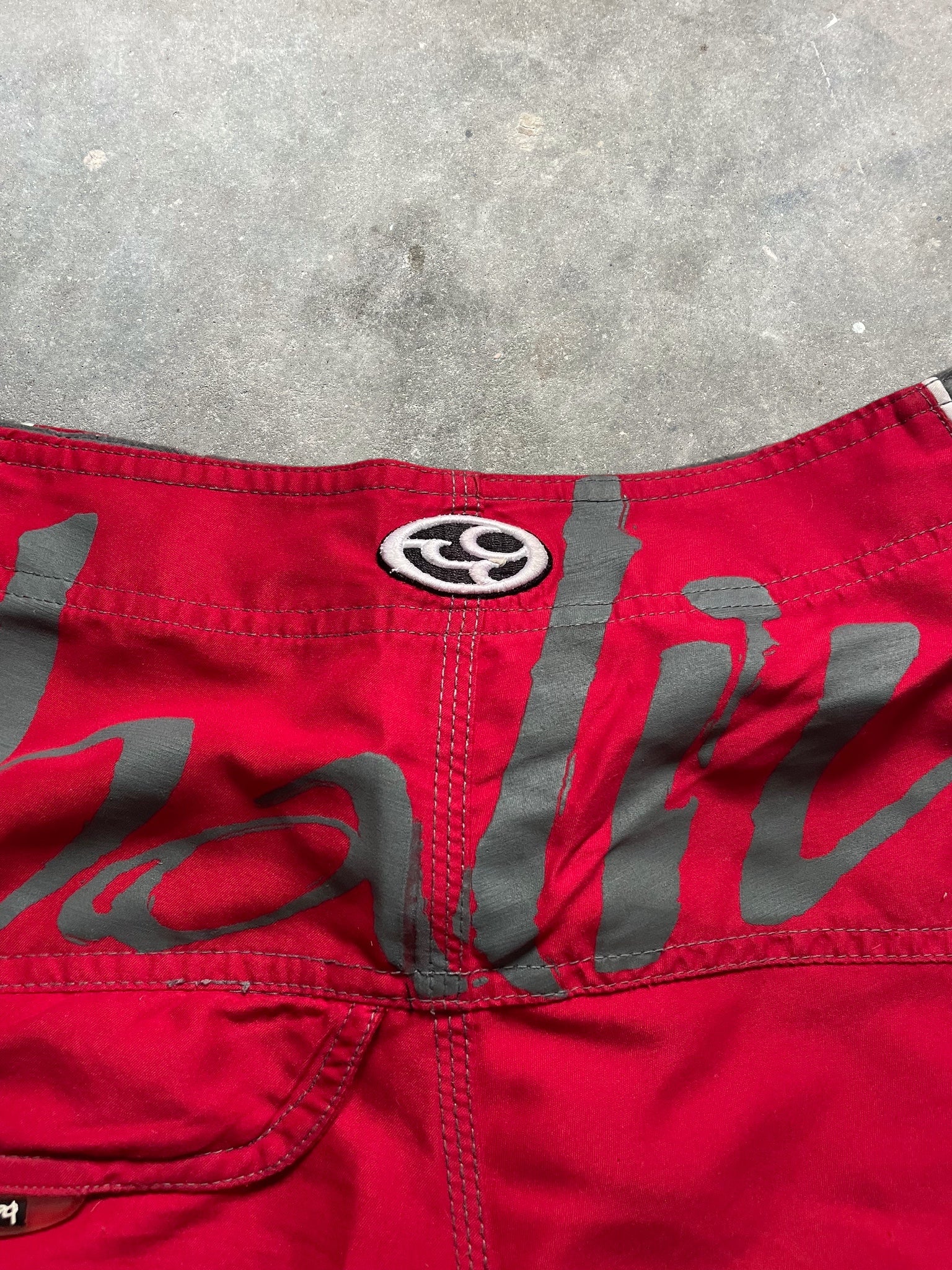 2000's Balin Boardshorts Red/Grey (30)