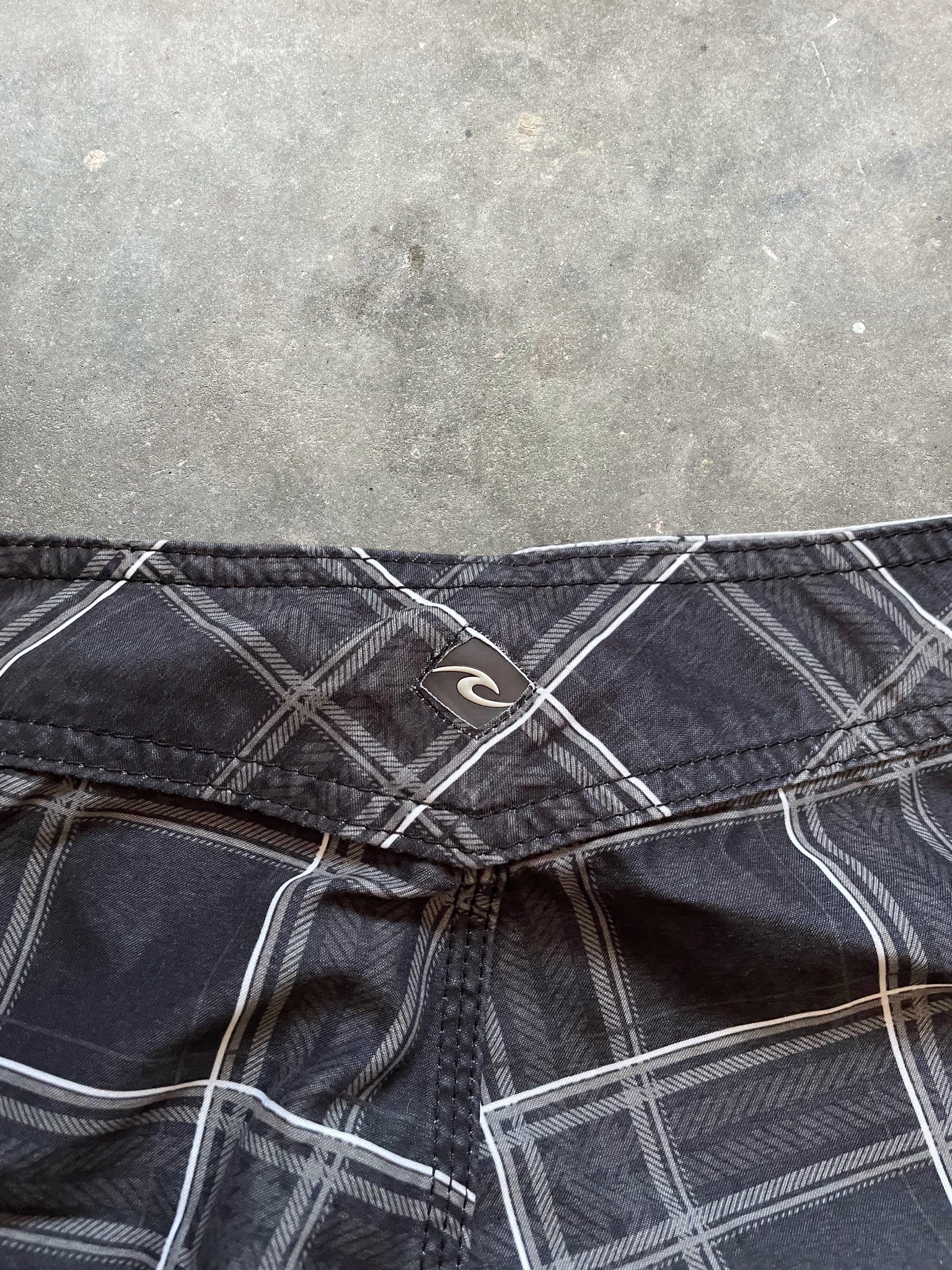 2000's Rip Curl Boardshorts (34)