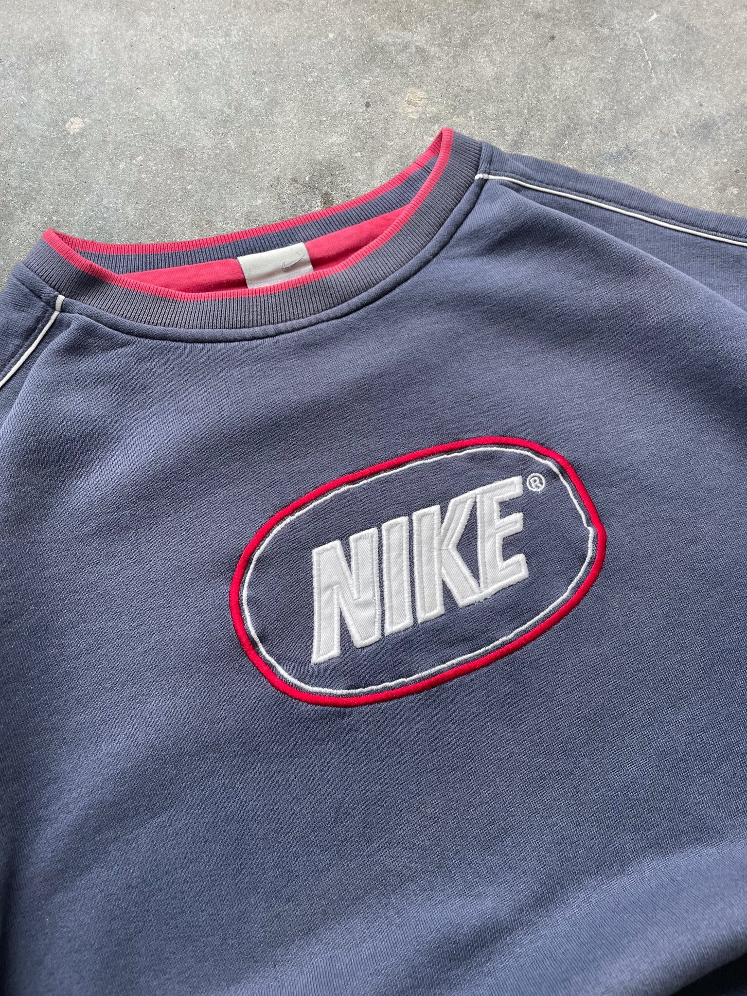 2000's Nike Sweatshirt Navy/Red