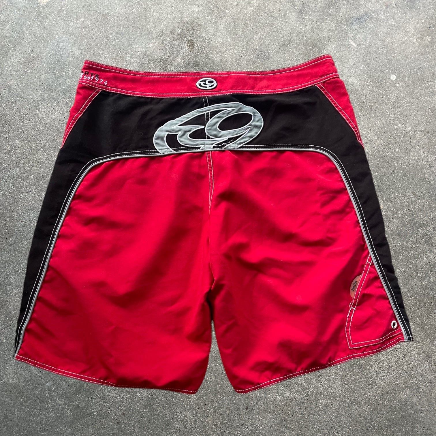 2000's Balin Boardshorts Red (XL)